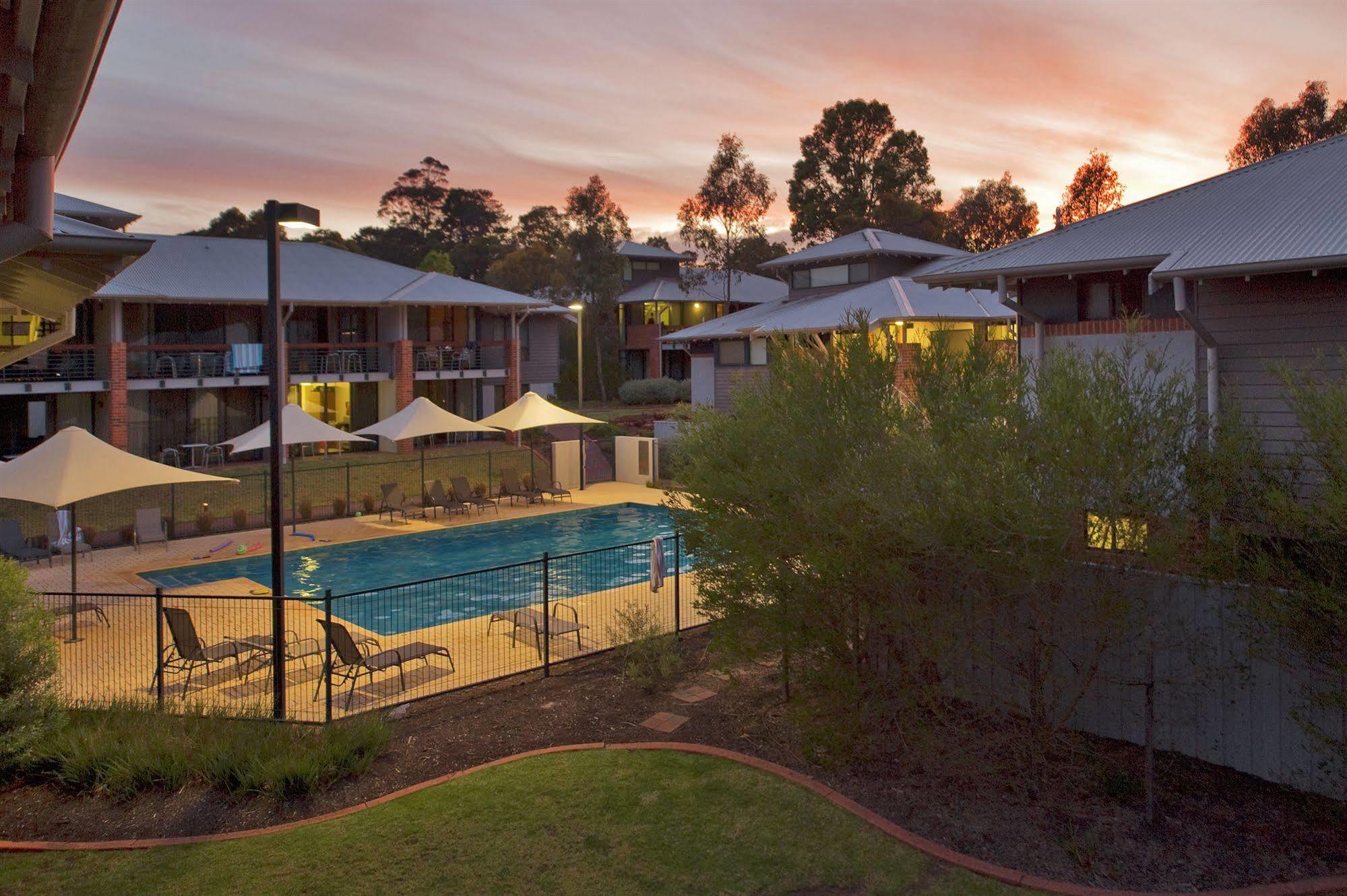 Margarets In Town Apartments Margaret River Ngoại thất bức ảnh